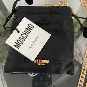 Moss chino cross body